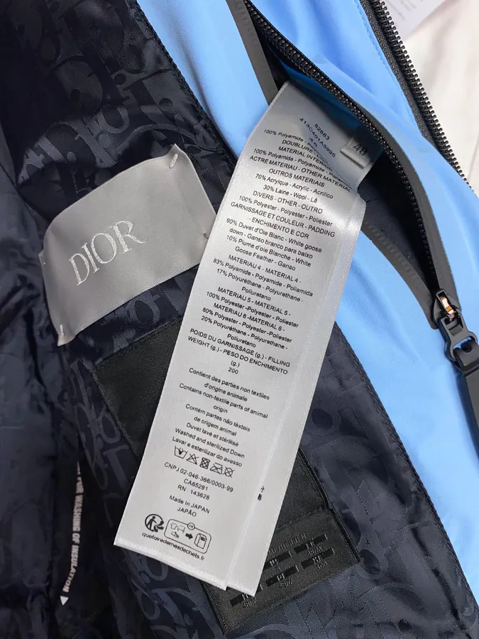 Premium Ski Jacket Collaboration with Di0r, High Quality and Exclusive