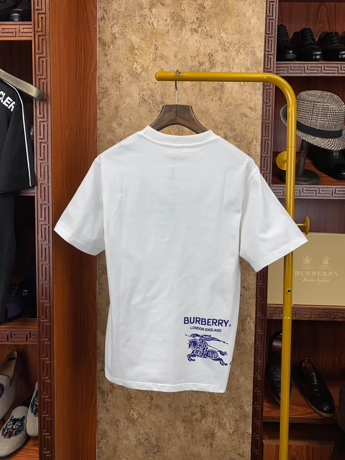 Burberr 2024格纹拼色刺绣短袖 Vintage Style