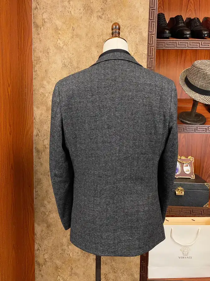New Arrival! Exclusive VERSACE Luxury Suit