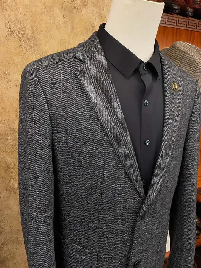 New Arrival! Exclusive VERSACE Luxury Suit
