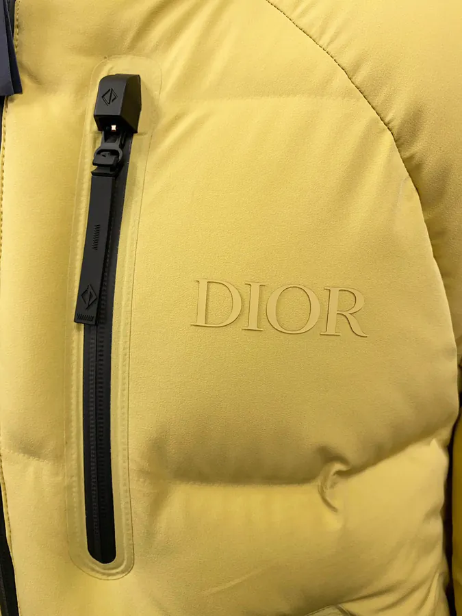 Premium Ski Jacket Collaboration with Di0r, High Quality Waterproof Design