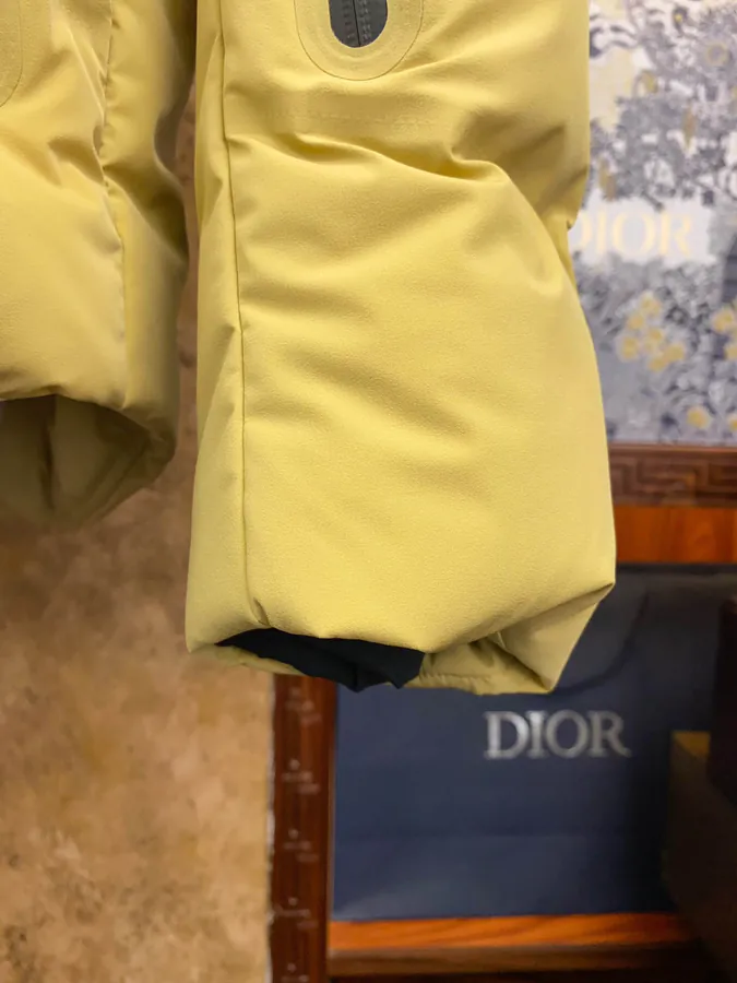 Premium Ski Jacket Collaboration with Di0r, High Quality Waterproof Design
