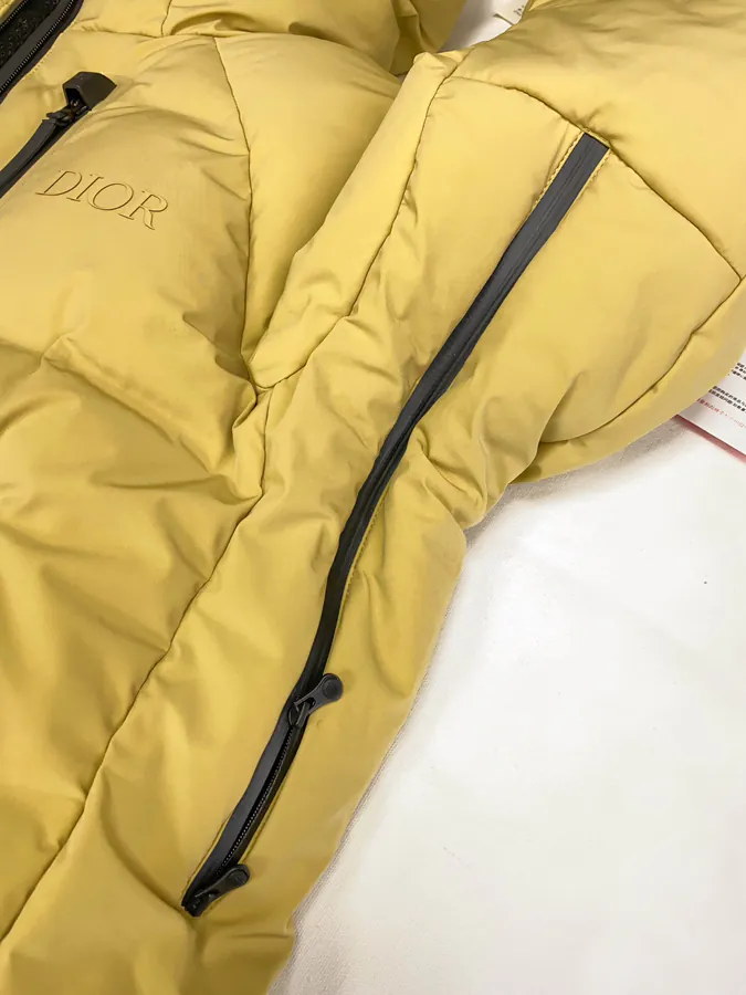 Premium Ski Jacket Collaboration with Di0r, High Quality Waterproof Design