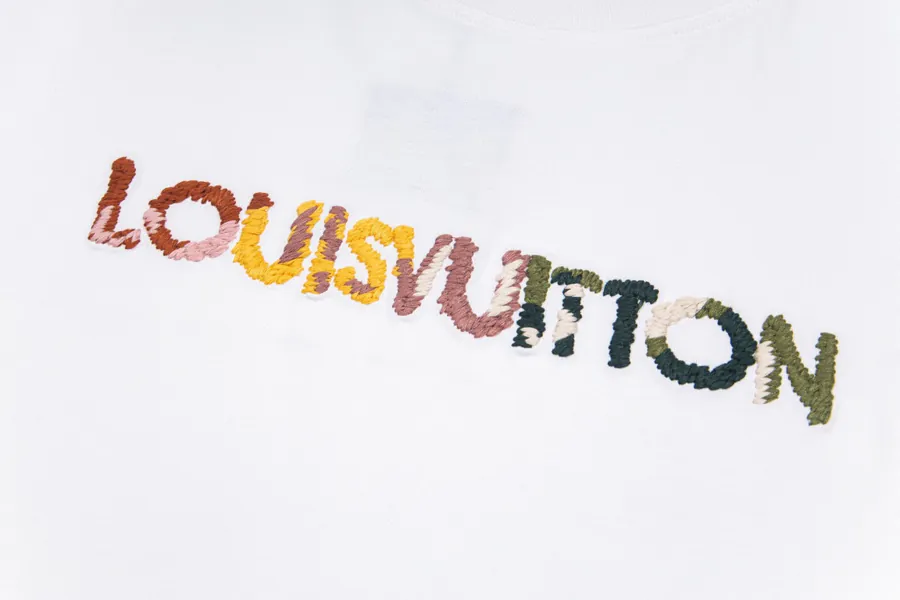 1V Leather Embroidered Logo情侣短T