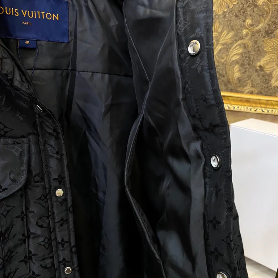 Loui Vuitt0n Premium Down Jacket with Vintage Flair