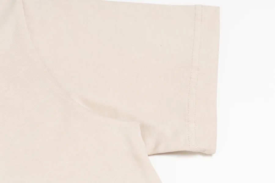 Burberry Barbour Small Bee Plush Short Sleeve T Shirt, Oversized and Casual Fit