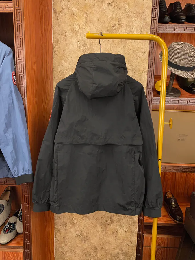 ARC TERYX Urban Outdoor Hoodie