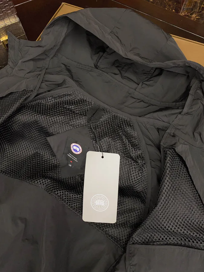 ARC TERYX Urban Outdoor Hoodie