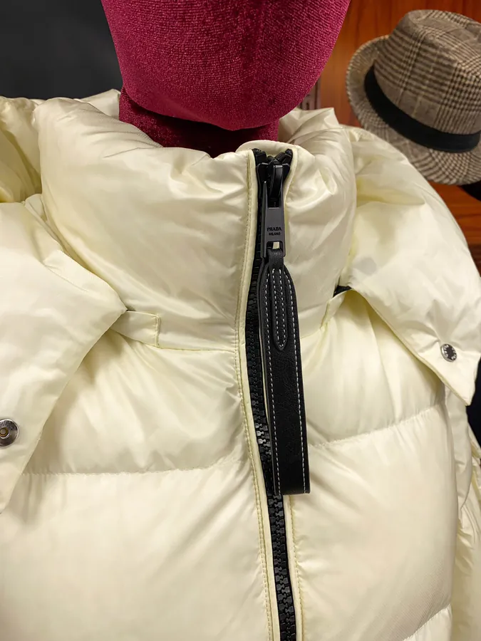 PRAD@ Ladies Hoodie with 95% White Goose Down