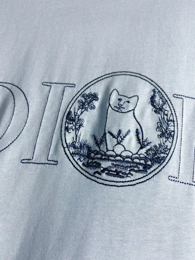 IOR New Collection Blue Cat Embroidery T Shirt, Unisex