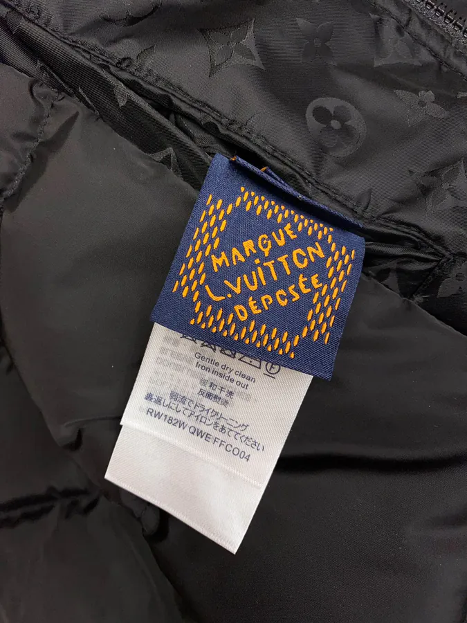 2024ss秋冬新款 1V 驴牌 老花满印棉服外套