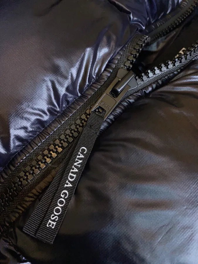 Canada Goose 男士女士同款羽绒服