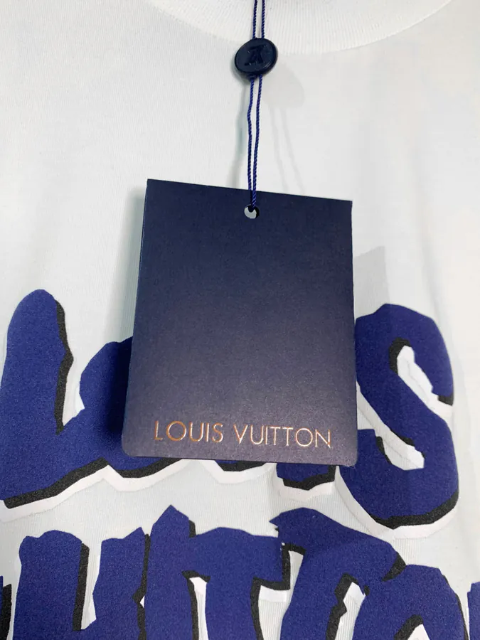 1V Brand Flower Letter Short Sleeve T shirt