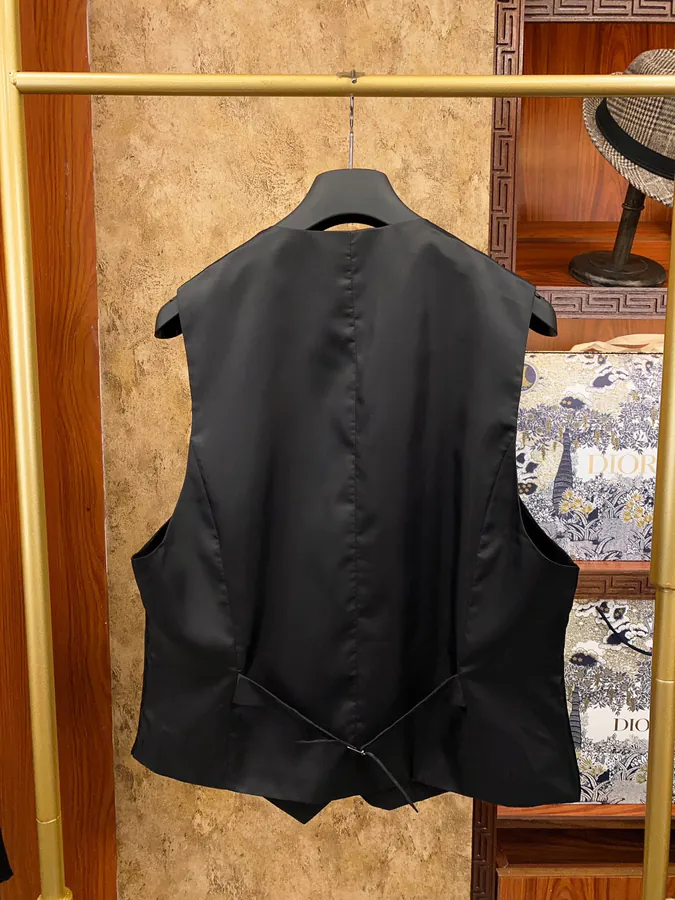 CD DIOR 2024 Fashion Collection Men's Suit Set