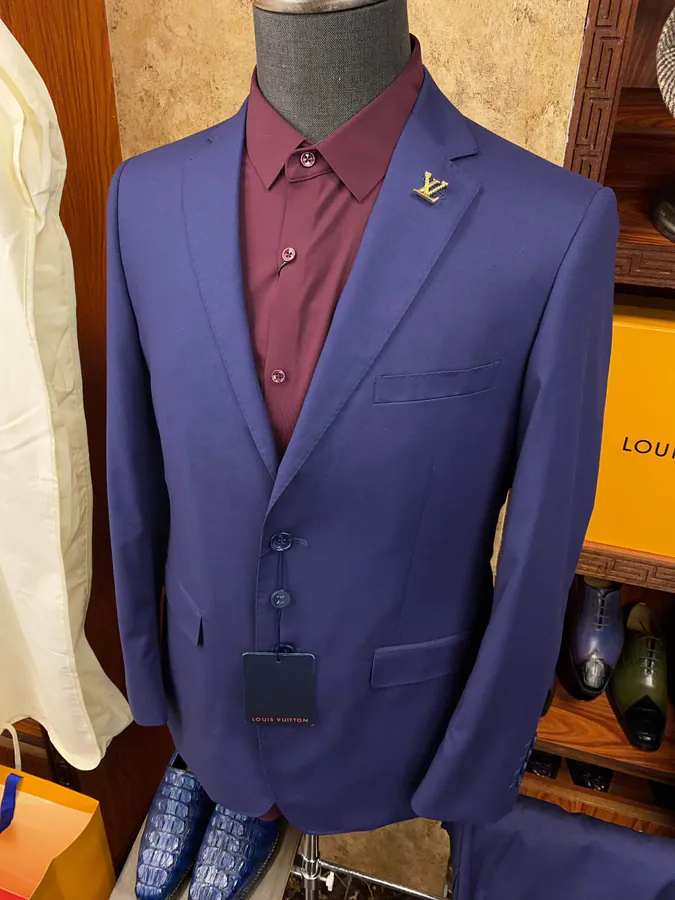 1V Vuitton Men's Premium Leisure Suit & Trousers