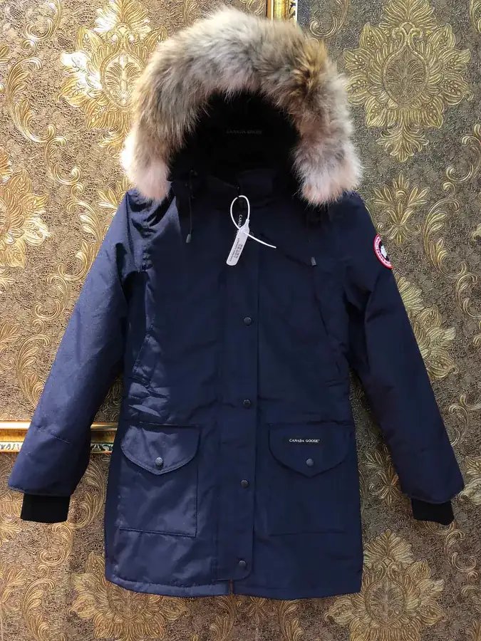 Canada Goose Womens Trillium Parka Classic Long Winter Coat