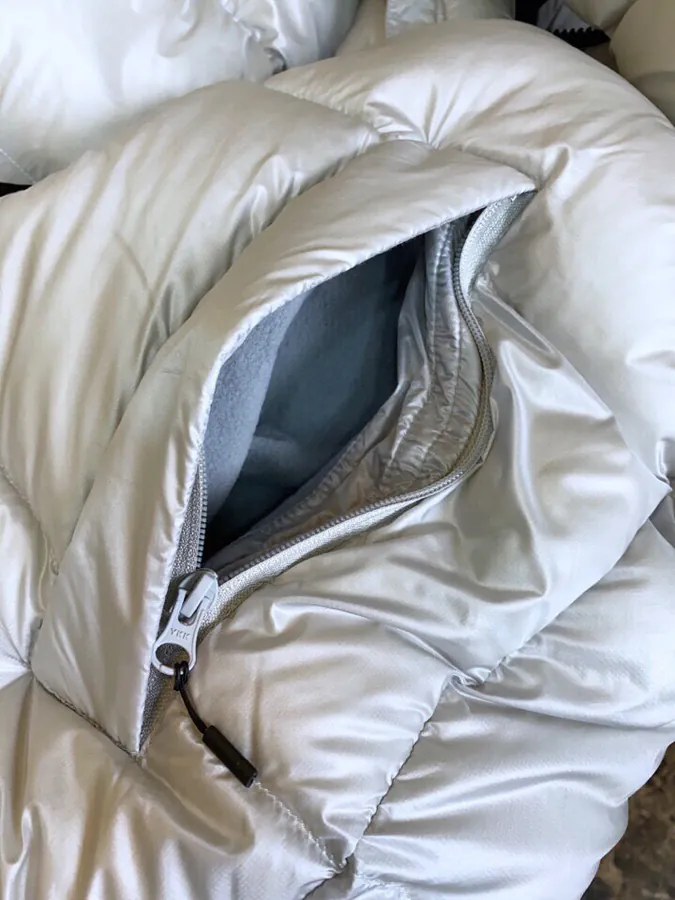 Canada Goose 男士女士同款羽绒服