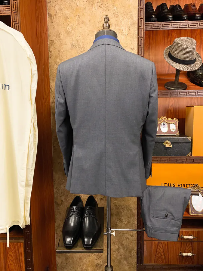 Absolute Luxury Men's Suit Set 3 Piece