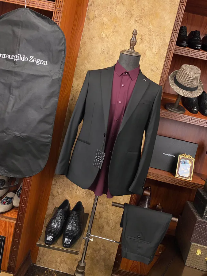Men's Prestige Exclusive Two Piece Suit Set