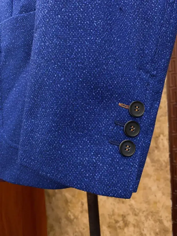 Boss Recommendation: 1V Azzaro Men's Premium Leisure Suit