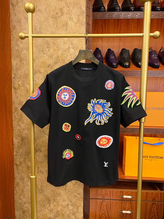 1V Lemaire 25ss Yayoi Kusama Collaboration Sunfish Heavy Embroidery T Shirt