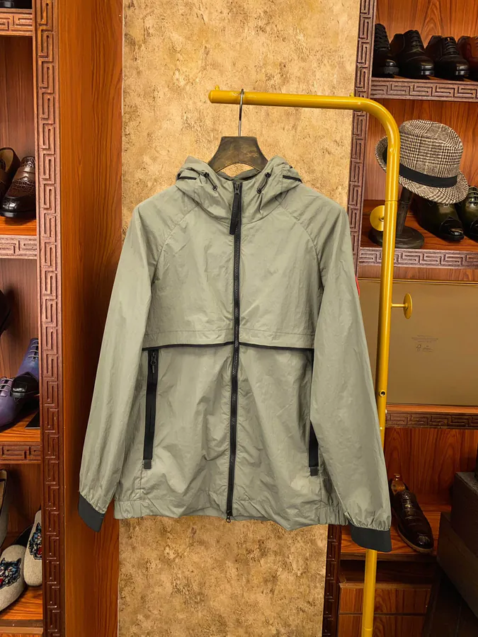 ARC TERYX Urban Outdoor Lightweight Hoodie