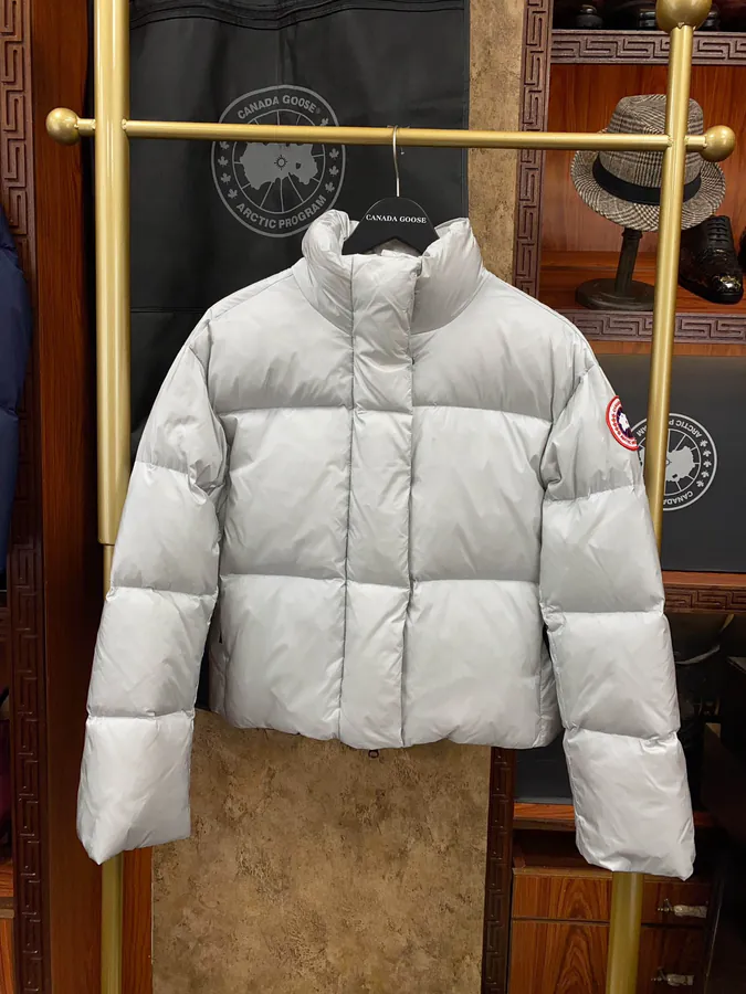 Canada Goose Women's Cypress Short Winter Jacket