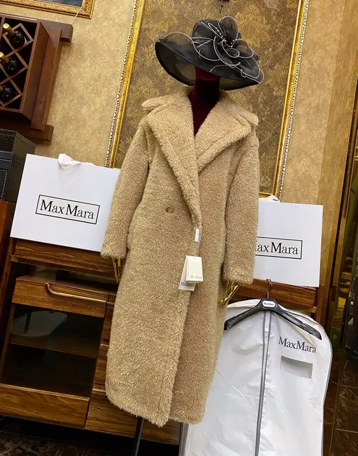 MaxMara Teddy Bear Bag in 100% Cashmere