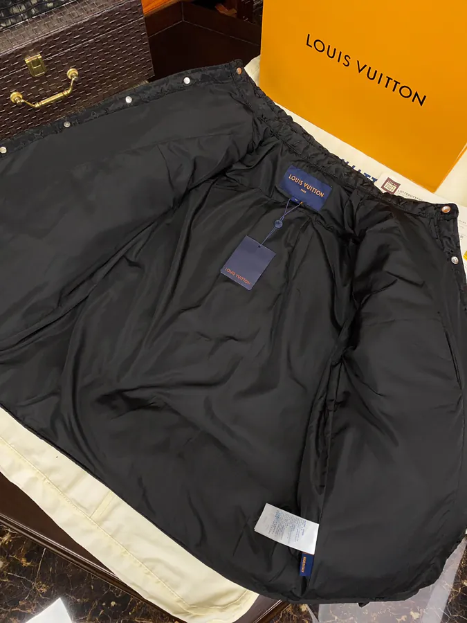 1V Louboutin Premium Down Jacket with Vintage Pattern