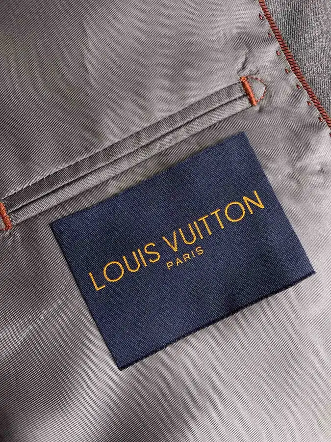 Absolute Luxury 1V Men's Suit Set Business Formal Wear