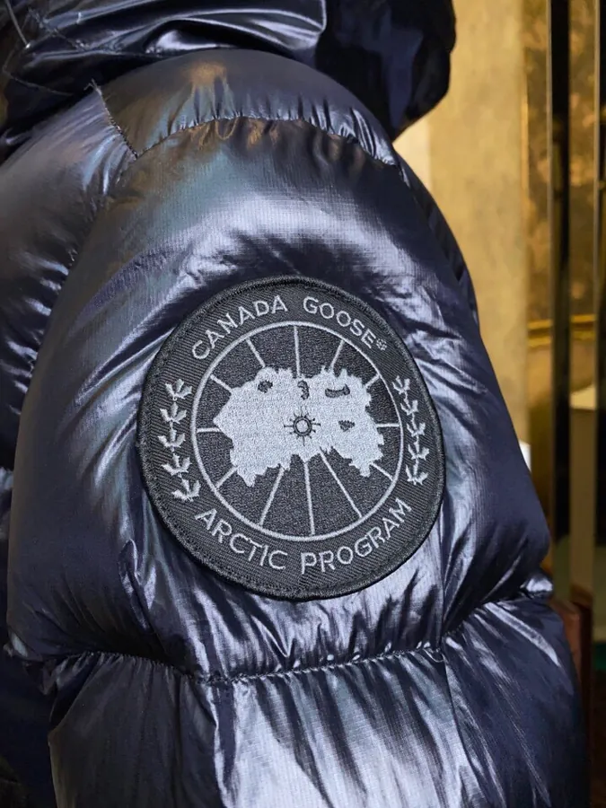 Canada Goose 男士女士同款羽绒服