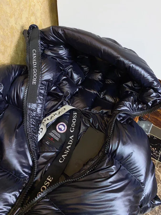 Canada Goose 男士女士同款羽绒服