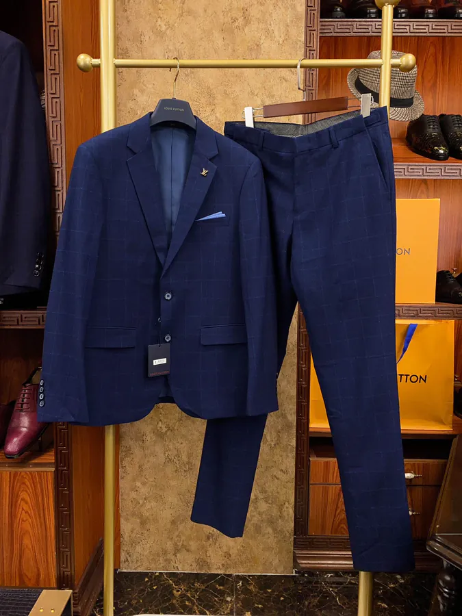1V Lucci Men's Premium Suit Set