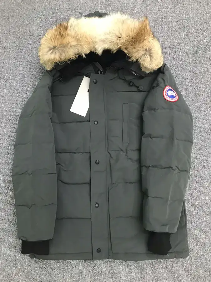 Canada Goose 14款男女同款羽绒服 狼毛毛领, 95%白鸭绒