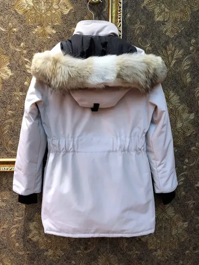 Canada Goose Womens Trillium Parka Classic Long Women's Down Jacket