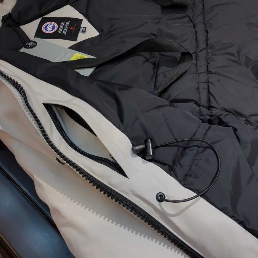 Canada Goose Womens Trillium Parka Classic Long Women's Down Jacket