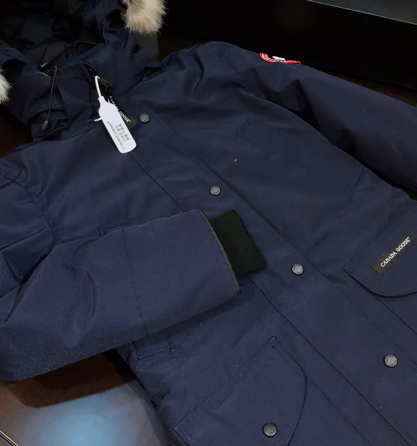 Canada Goose Womens Trillium Parka Classic Long Winter Coat