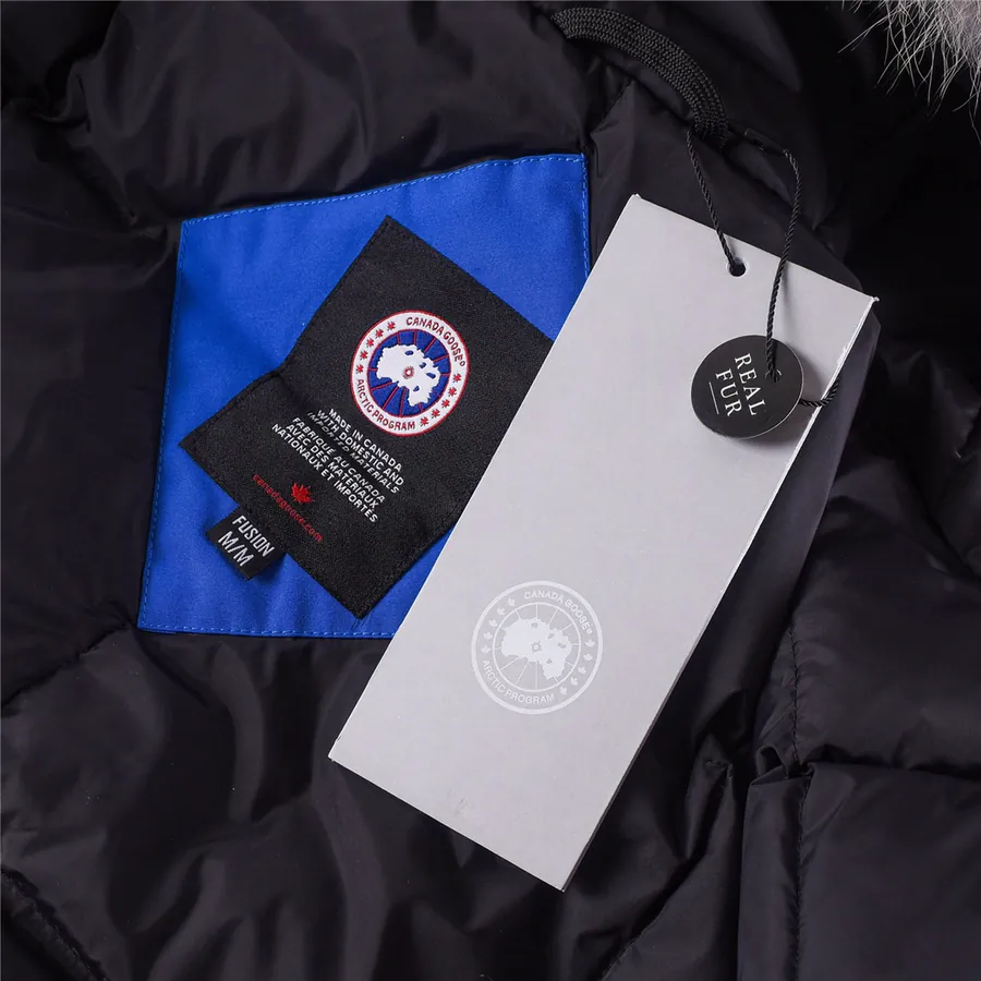 Canada Goose 13款男女同款羽绒服 95%白鸭绒