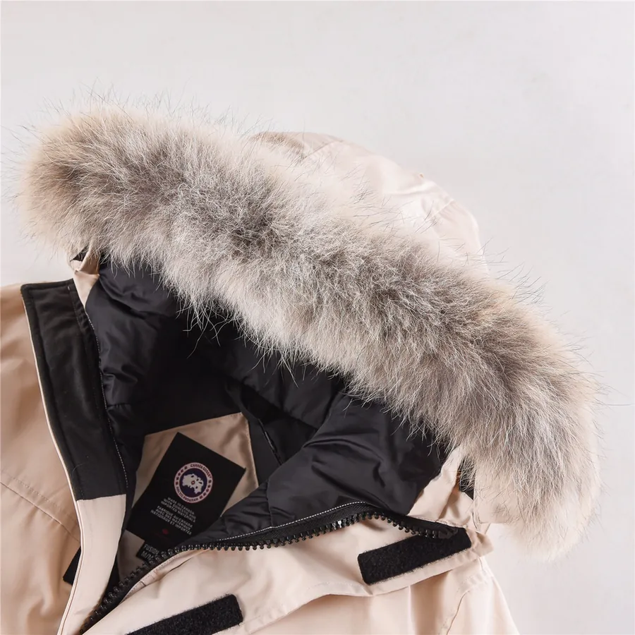 Canada Goose 13款男女同款羽绒服