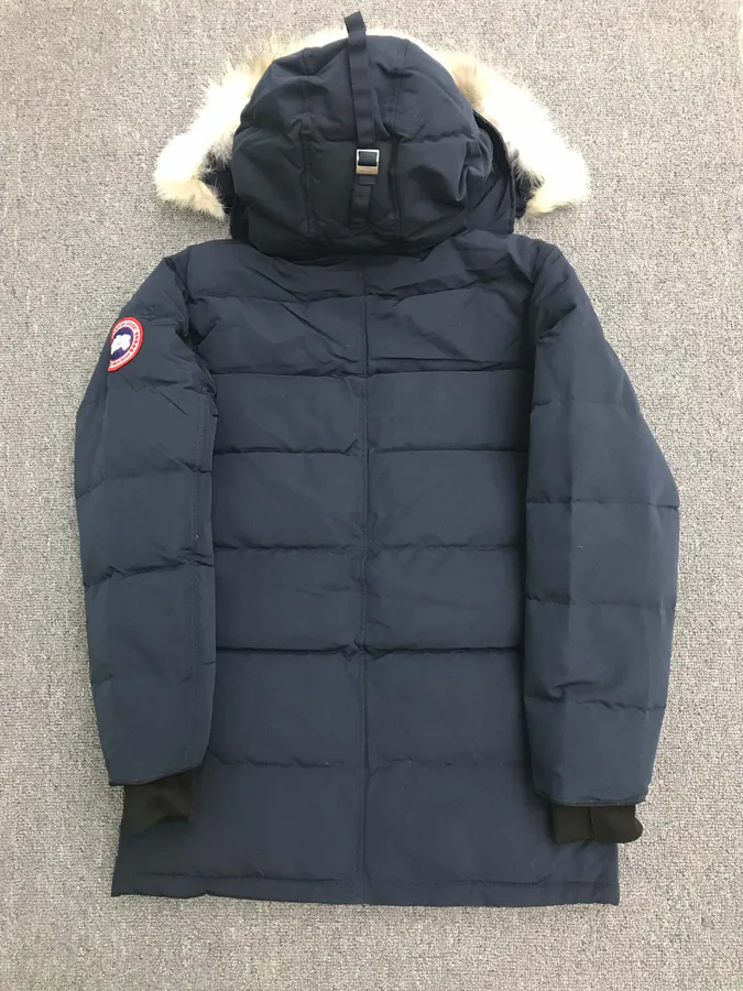 Canada Goose 14款男女同款羽绒服 狼毛毛领, 防风防水防尘抗邹面料