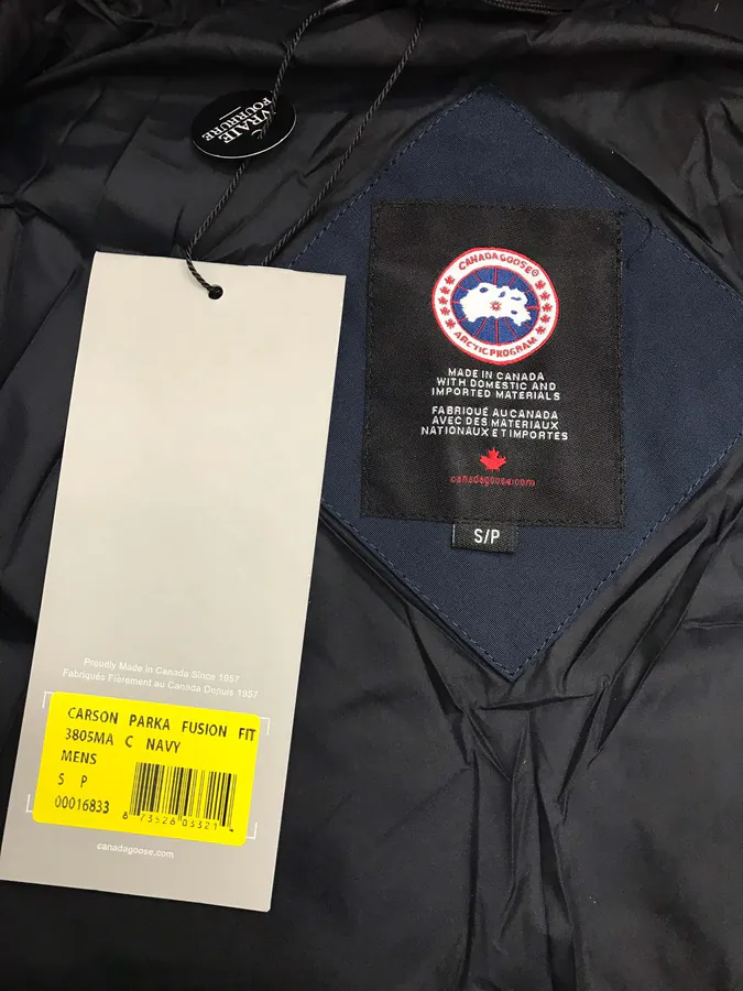 Canada Goose 14款男女同款羽绒服 狼毛毛领, 防风防水防尘抗邹面料
