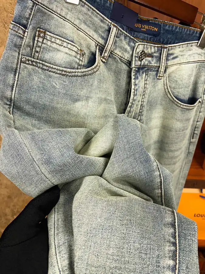 1V Luggage Brand 2024 New Arrival Lightweight Men's Jeans