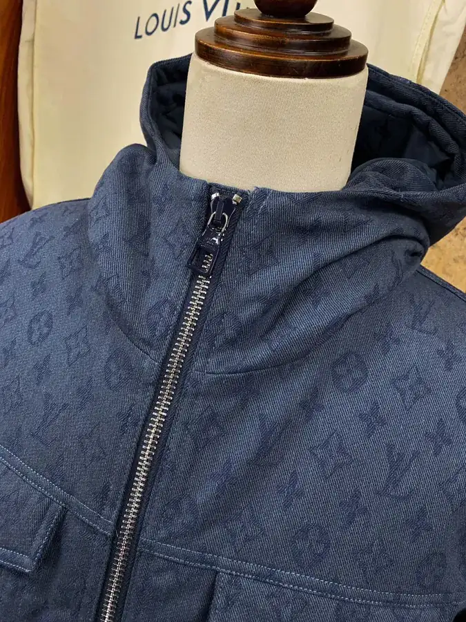 Lous Vuitton 驴家 95% White Goose Down Winter Coat