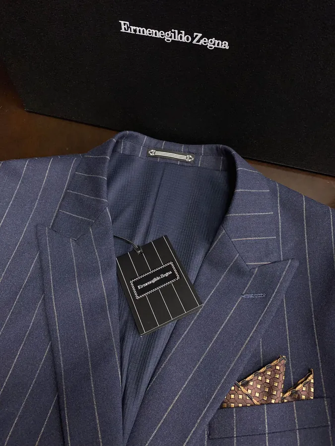 Giorgio Armani Exclusive Gentleman Suit Set Premium Business & Leisure
