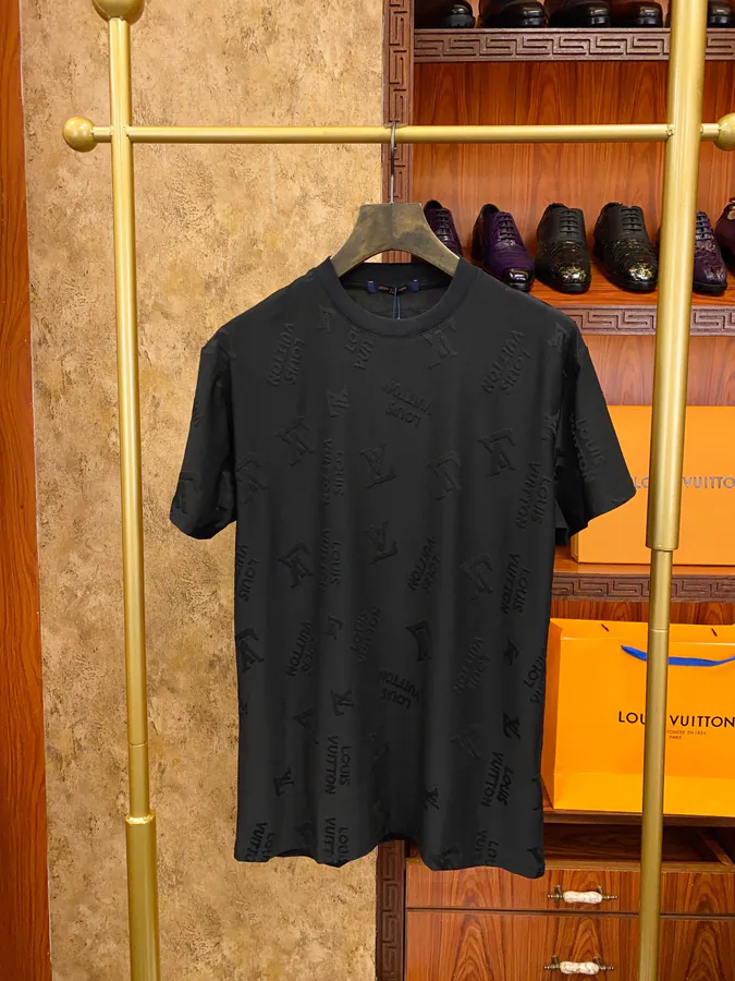 1V Lucci Trendy and Futuristic Unisex Short Sleeve