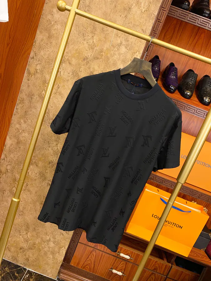 1V Lucci Trendy and Futuristic Unisex Short Sleeve