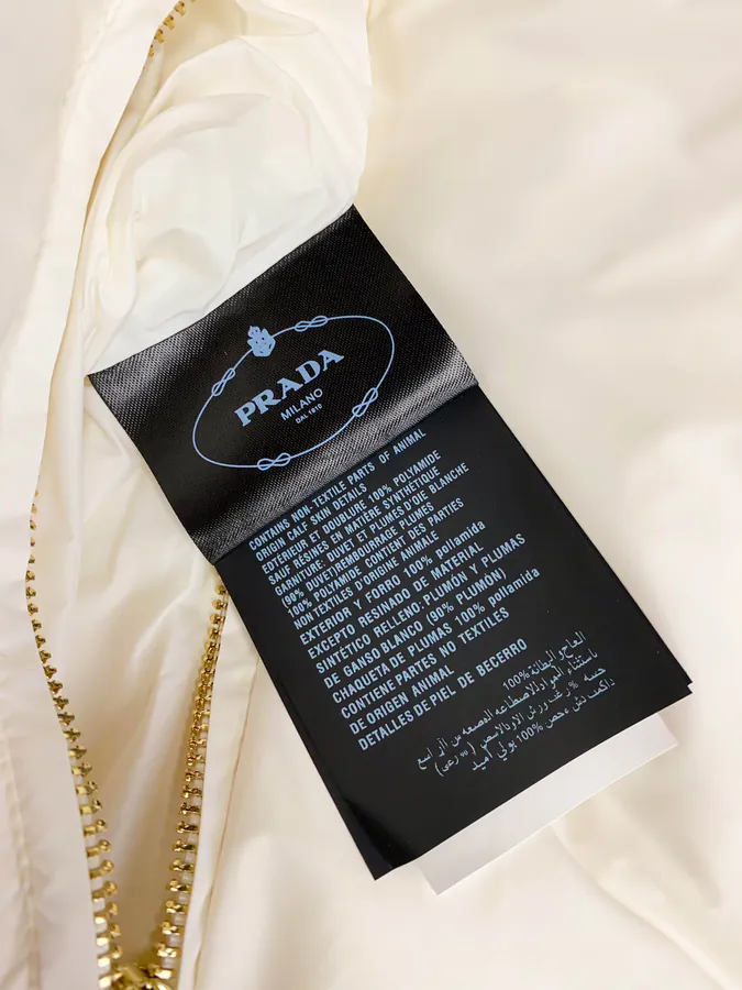 PRAD@ Ladies Short Hooded Jacket
