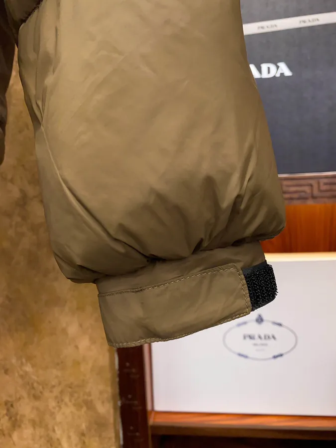 PRAD@ Ladies' Short Hooded Jacket