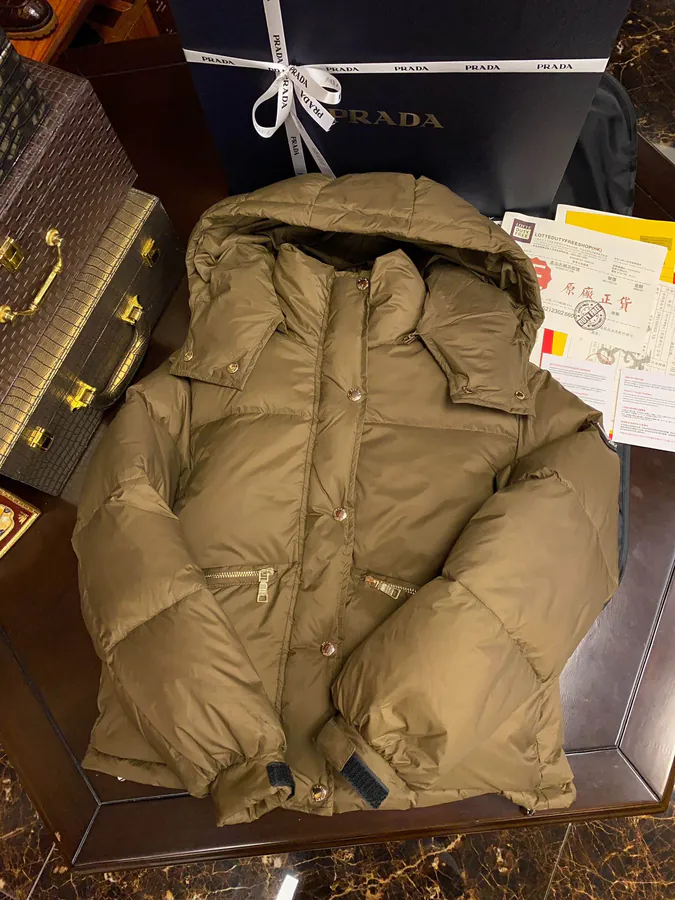 PRAD@ Ladies' Short Hooded Jacket