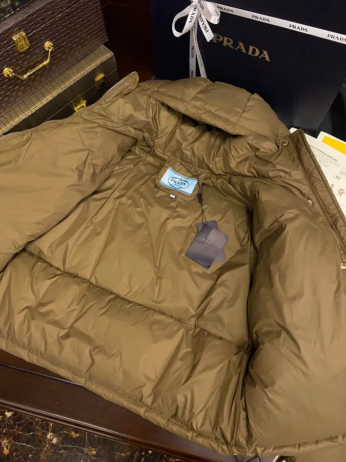 PRAD@ Ladies' Short Hooded Jacket